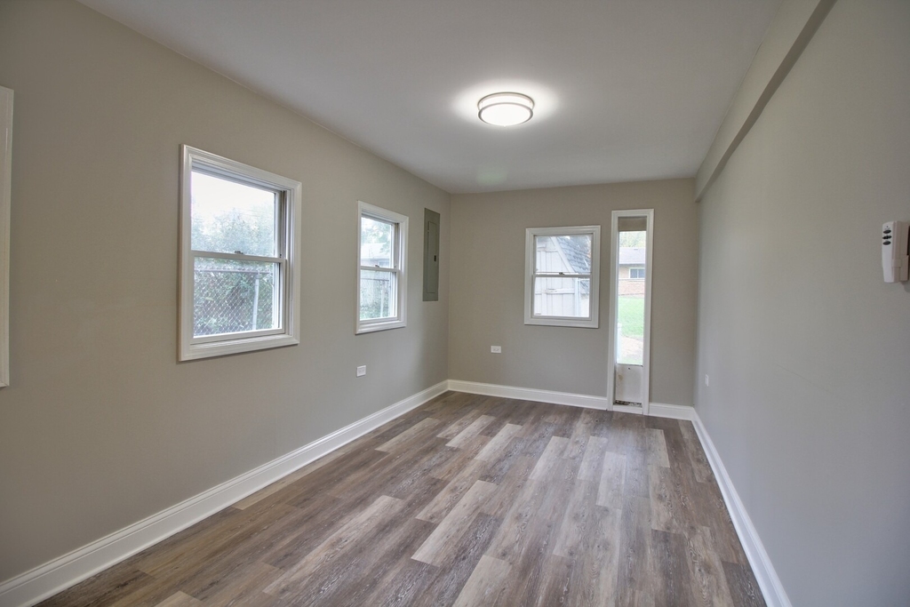 153 W Briarcliff Road - Photo 6