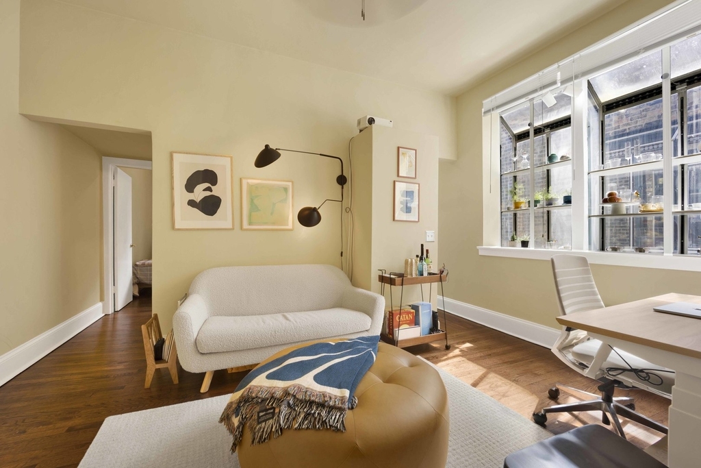 63 E Cedar Street - Photo 1