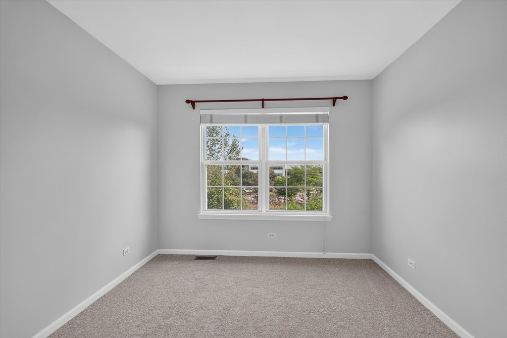 533 Cherry Hill Court - Photo 17