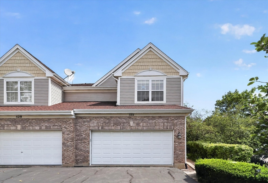 533 Cherry Hill Court - Photo 1