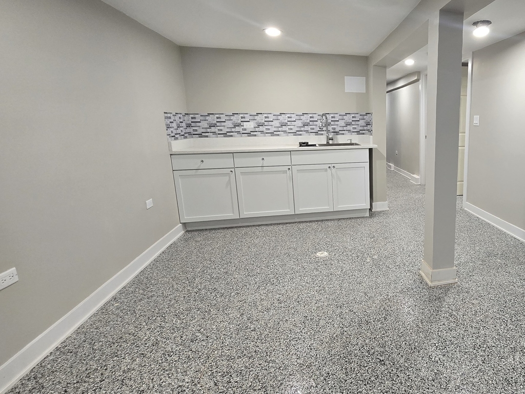 3516 W Polk Street - Photo 1
