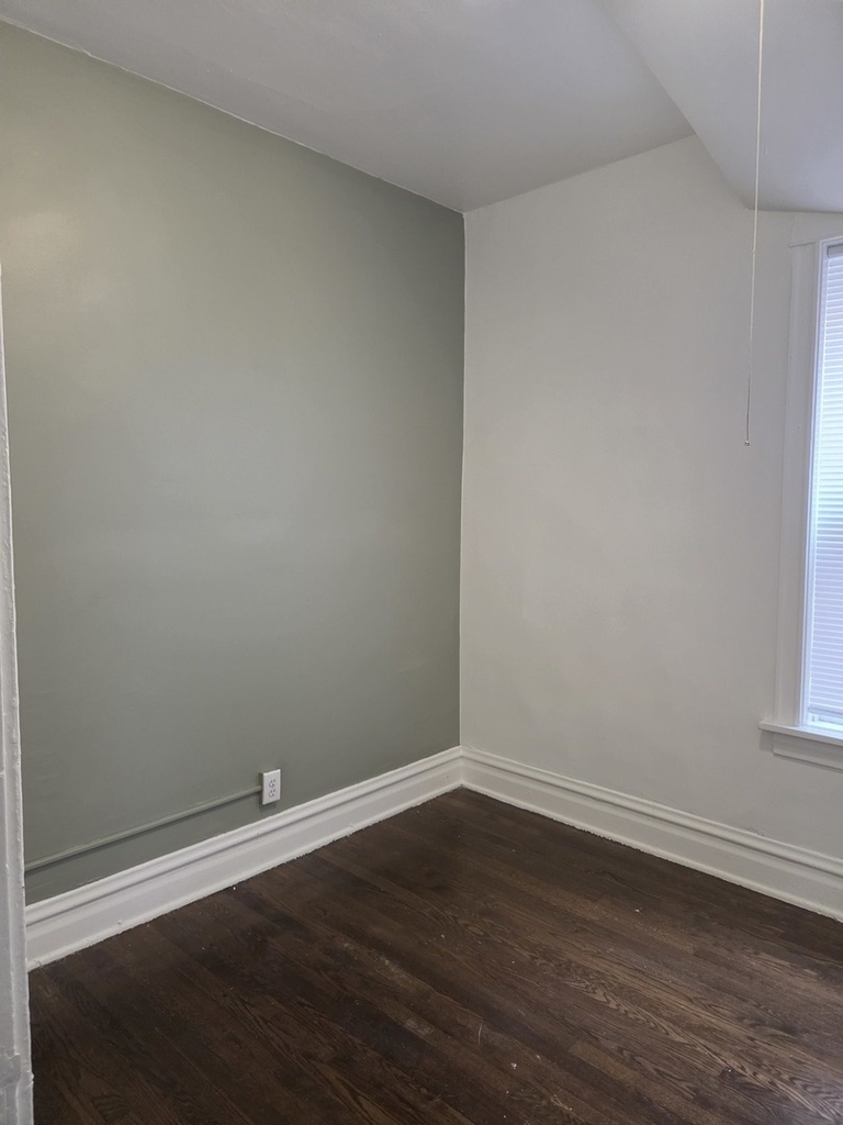 2120 S Ridgeway Avenue - Photo 4