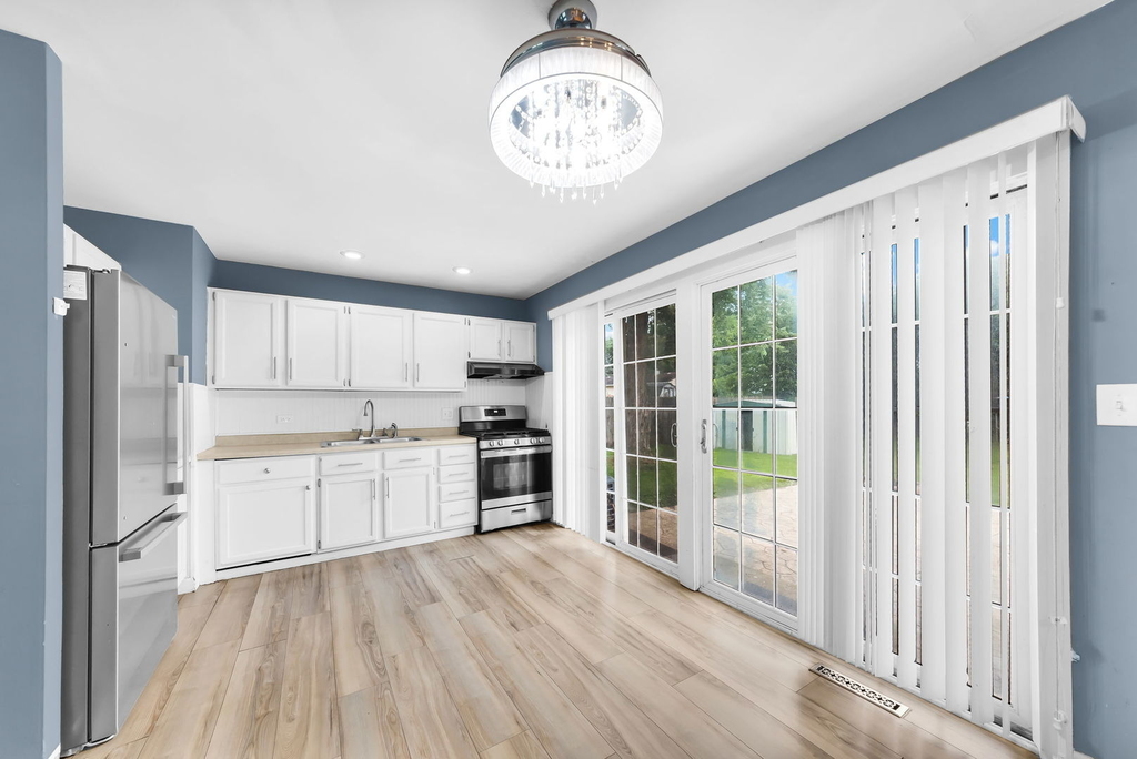 1529 Ronzheimer Avenue - Photo 5