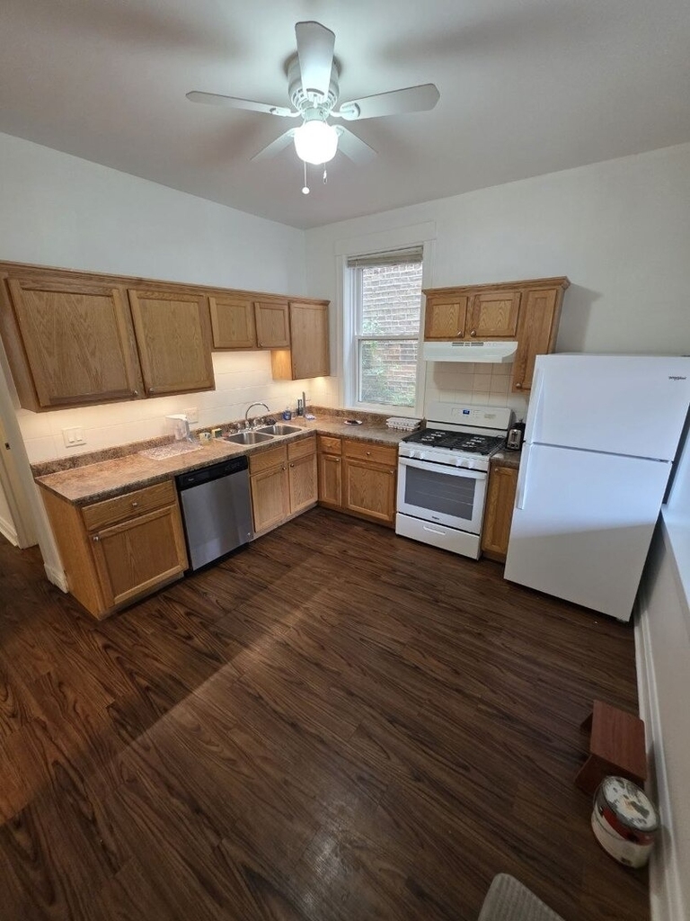 1318 N Homan Avenue - Photo 3