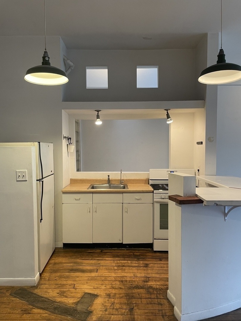 1908 S Halsted Street - Photo 6