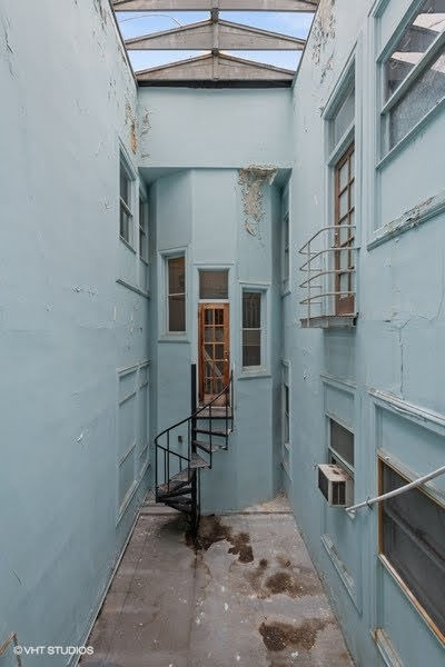 1908 S Halsted Street - Photo 10