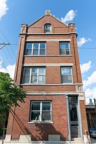 732 W 19th Street - Photo 0