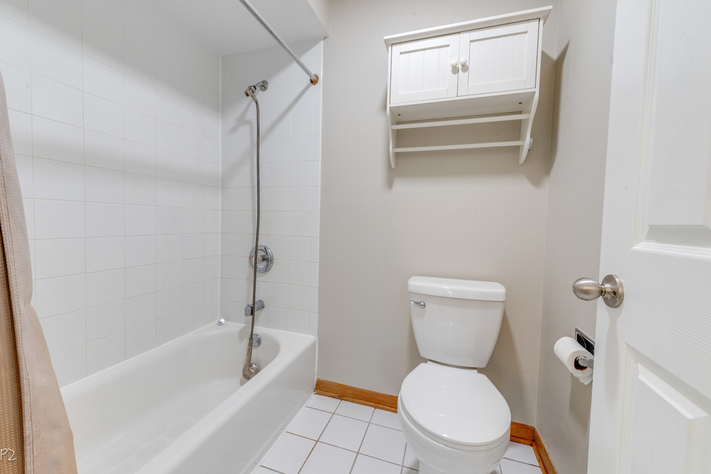 5s735 Park Meadow Drive - Photo 14