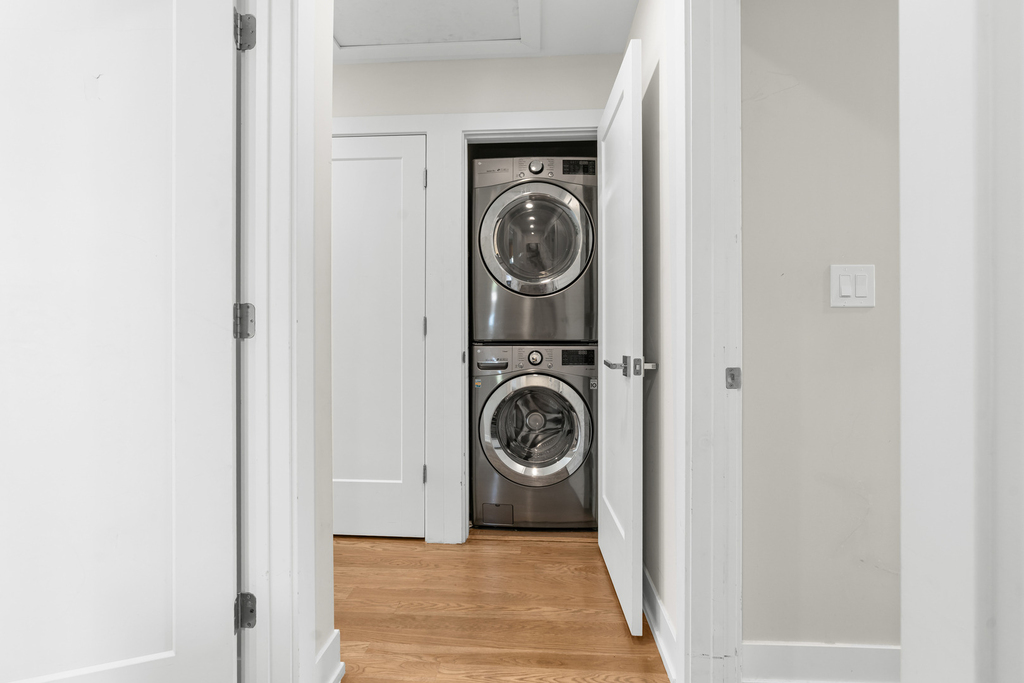 5047 W Winnemac Avenue - Photo 26