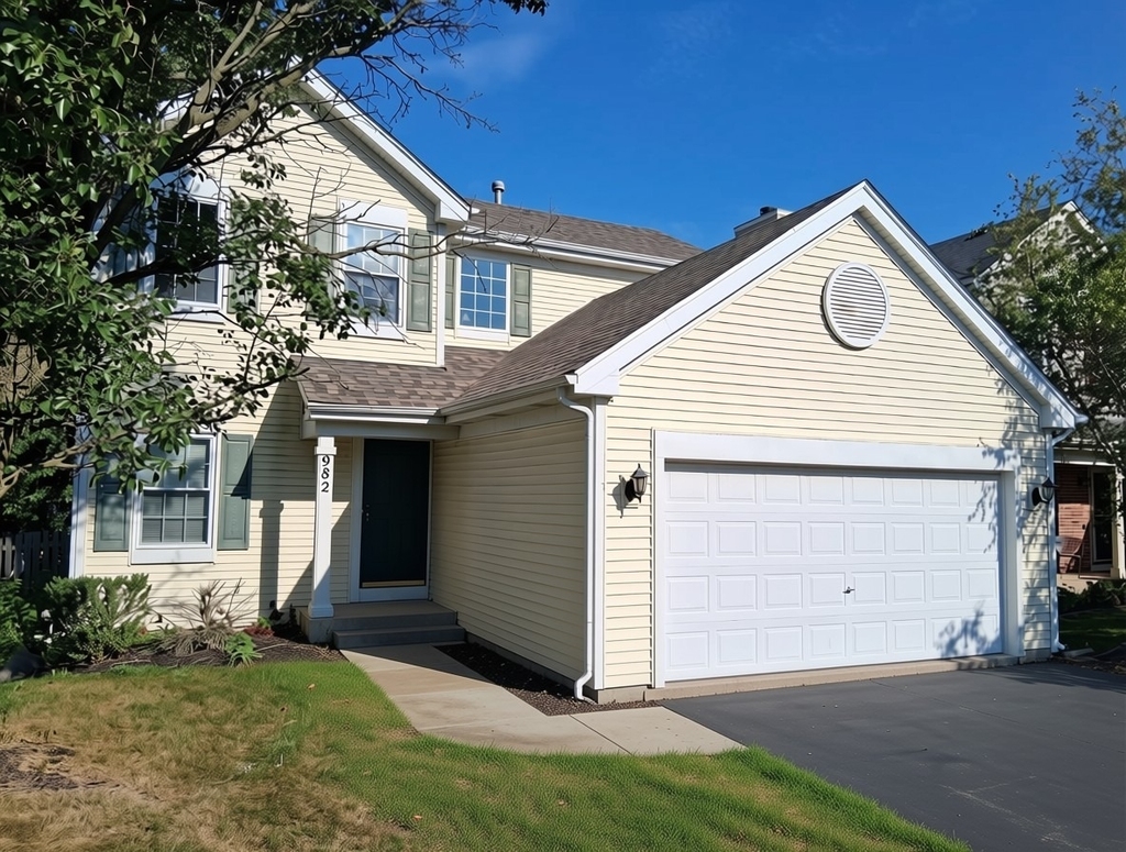982 Rosefield Lane - Photo 0