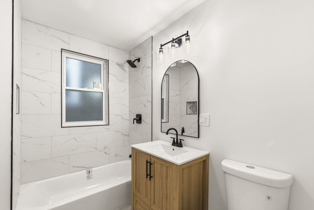 2112 S Drake Avenue - Photo 8
