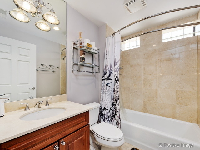508 W Melrose Street - Photo 14