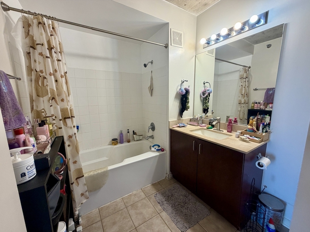 611 S Wells Street - Photo 2
