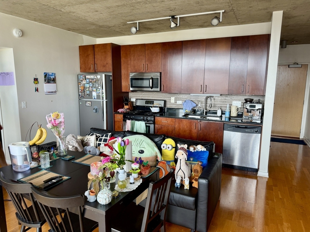 611 S Wells Street - Photo 4