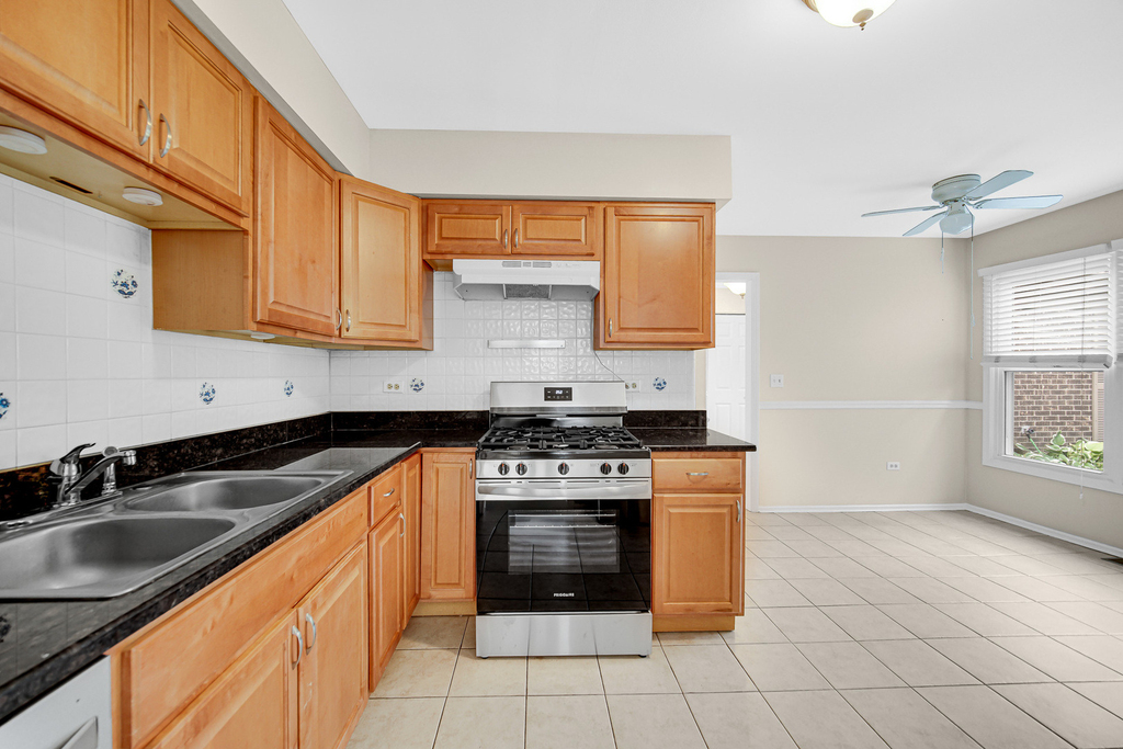 1550 Jasper Drive - Photo 8