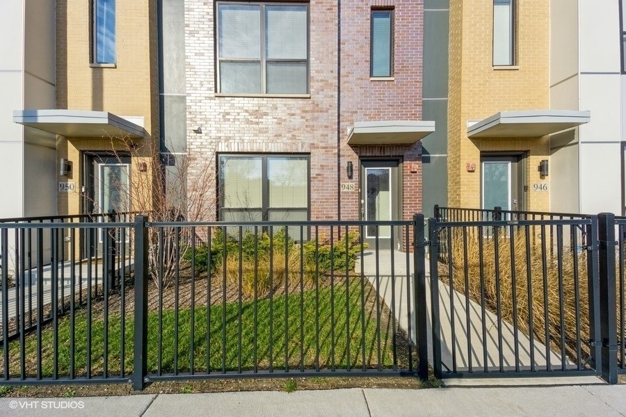 948 Madison Street - Photo 0
