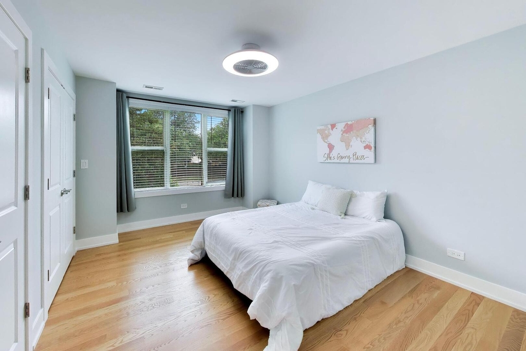 2311 N Arlington Heights Road - Photo 24