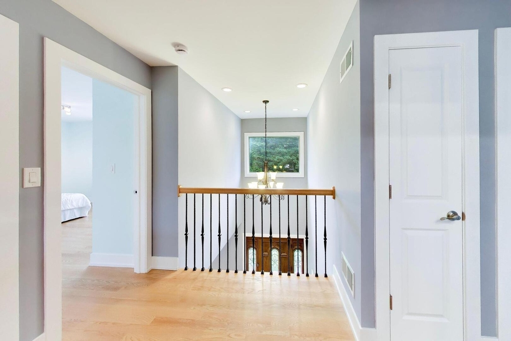 2311 N Arlington Heights Road - Photo 19