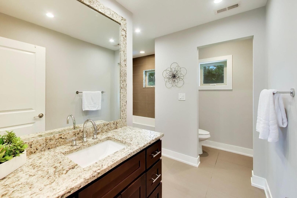 2311 N Arlington Heights Road - Photo 28