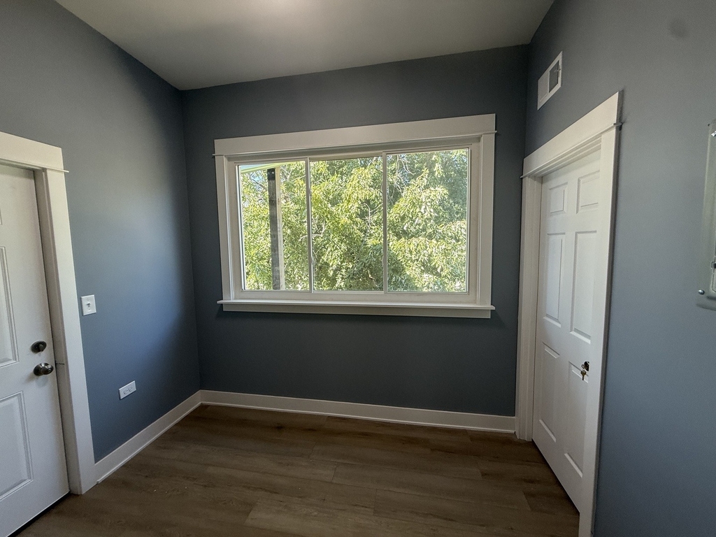 3310 W Lemoyne Street - Photo 9