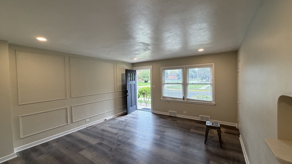 1015 18th Street - Photo 6