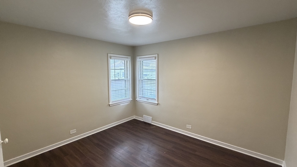 1015 18th Street - Photo 18