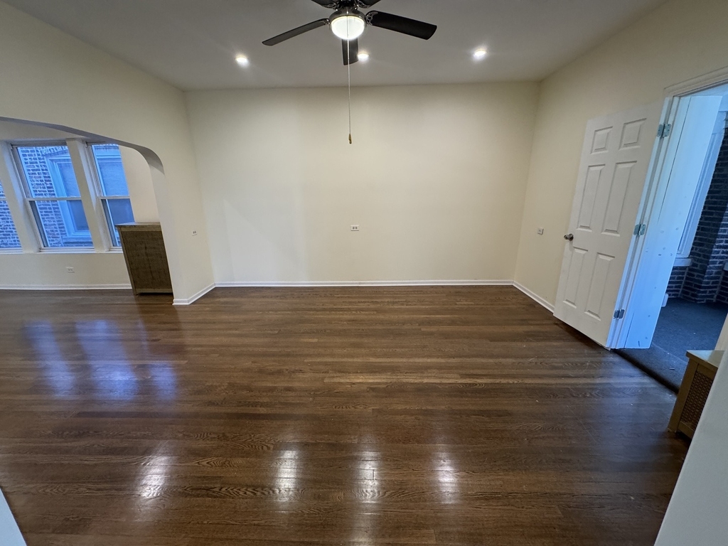 8129 S Evans Avenue - Photo 3