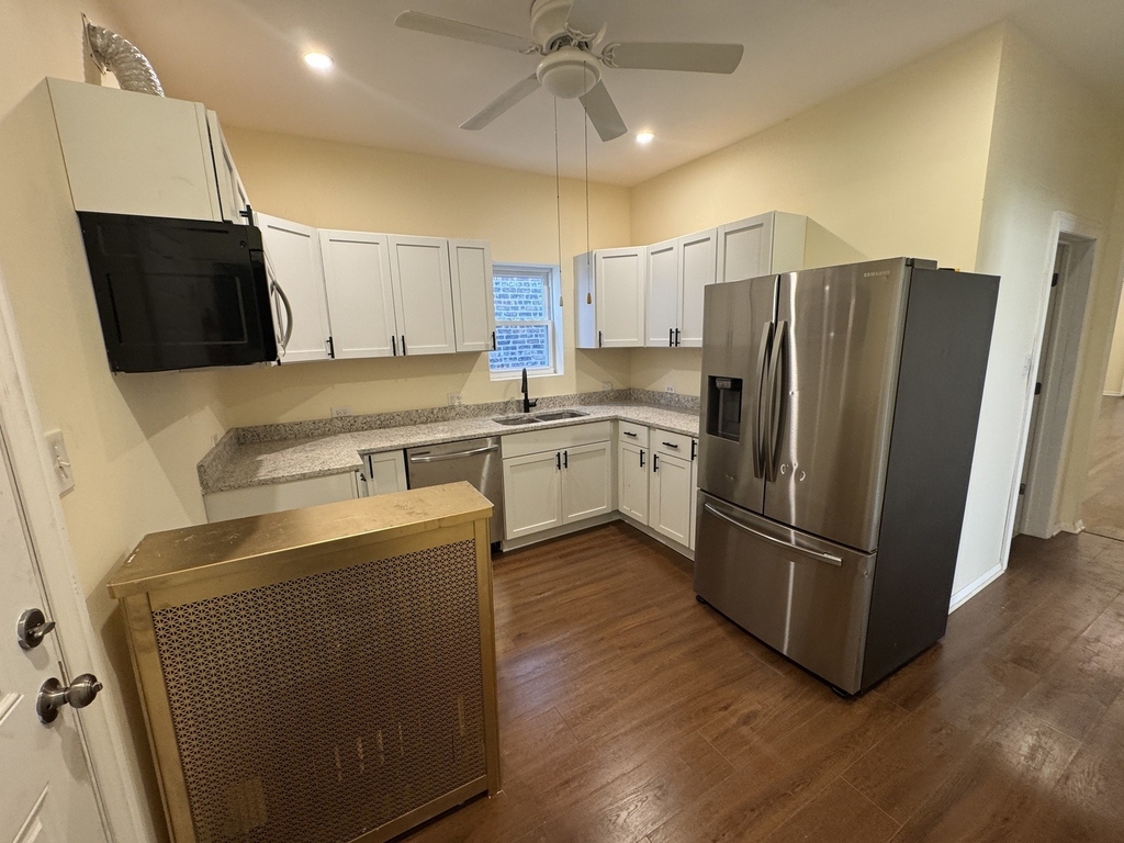 8129 S Evans Avenue - Photo 16