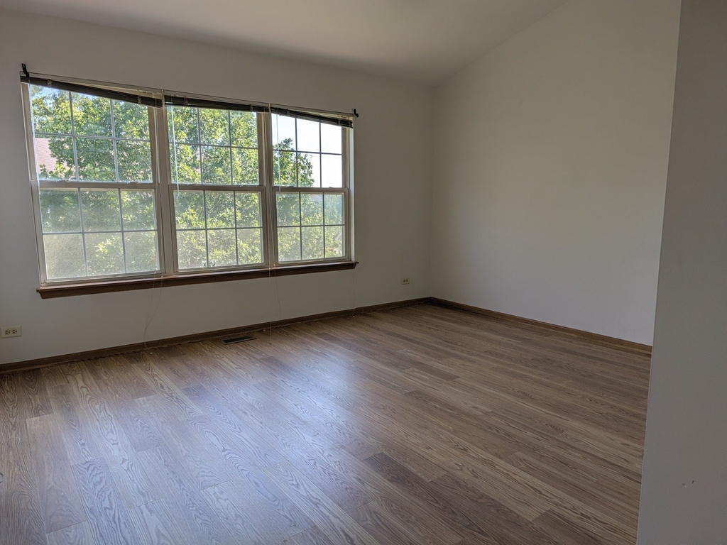 2542 Golf Ridge Circle - Photo 13
