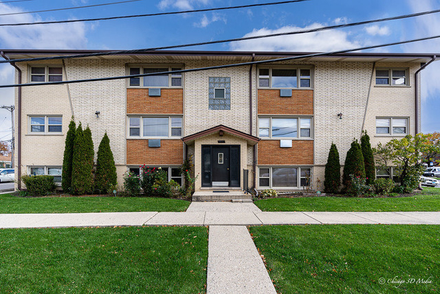 7005 W Gunnison Street - Photo 0