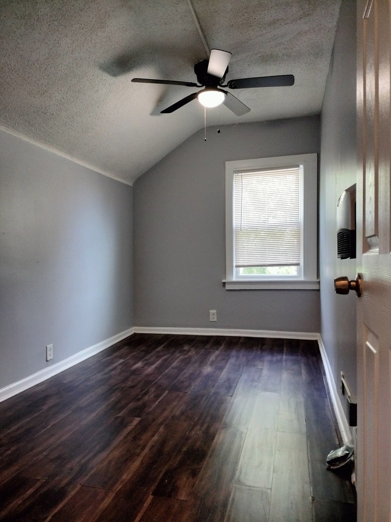 11218 S Parnell Avenue - Photo 30
