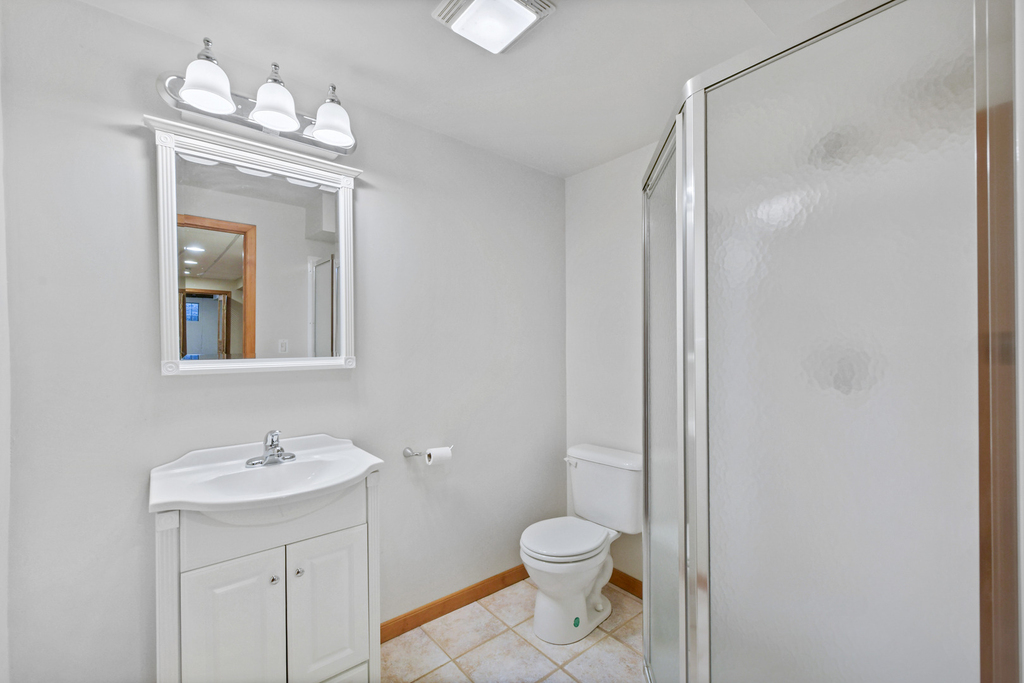 825 Ottawa Avenue - Photo 16