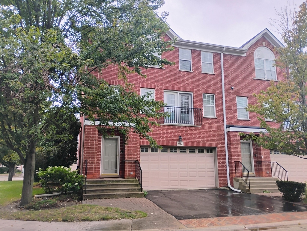 893 Enfield Drive - Photo 0