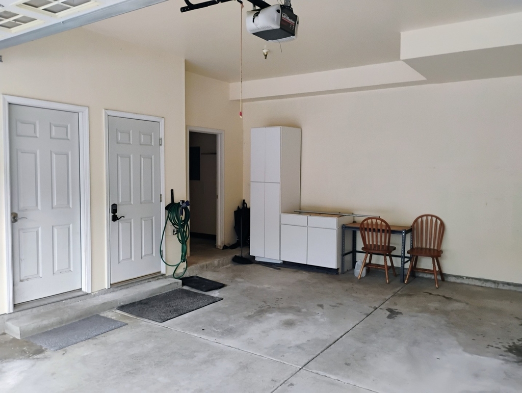 893 Enfield Drive - Photo 19