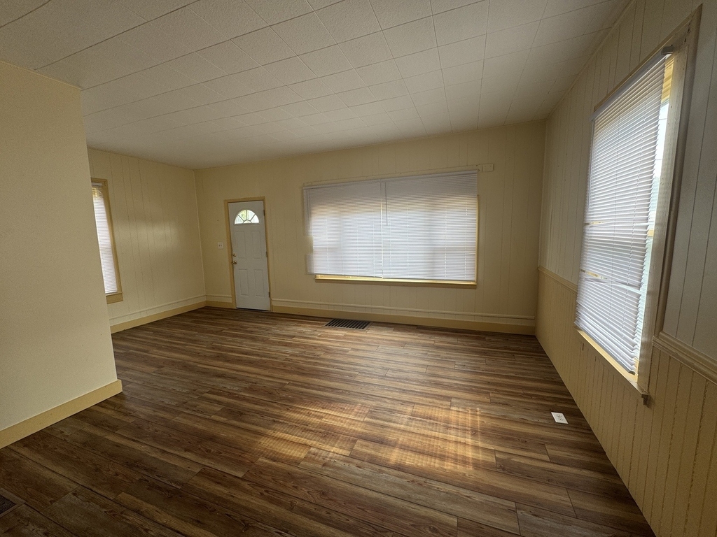 1036 Bonner Avenue - Photo 3