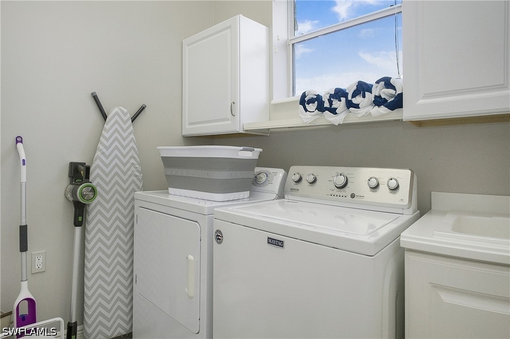 3093 Aviamar Circle - Photo 28