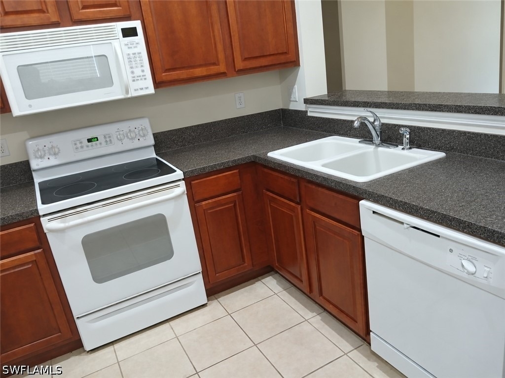8381 Village Edge Circle - Photo 3