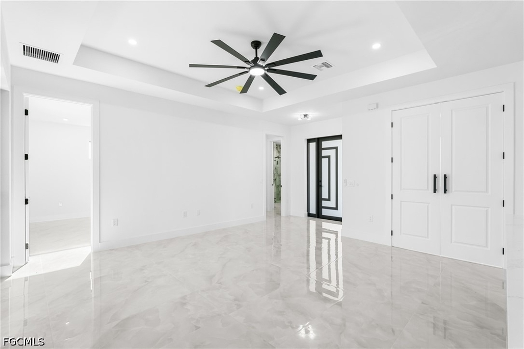 641 Camilla Street E - Photo 9