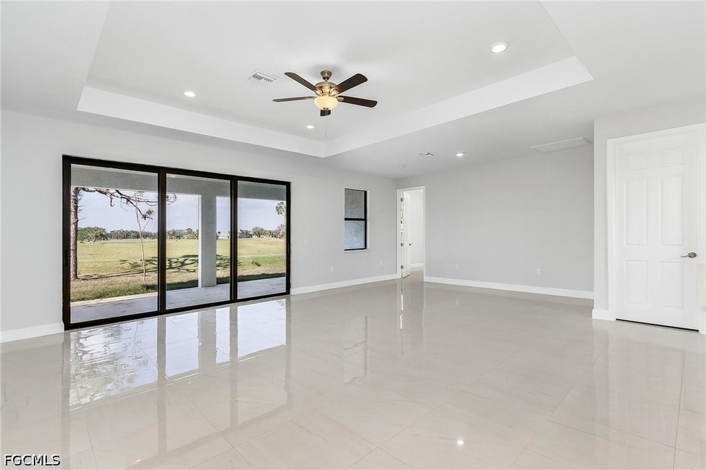 2708 Diplomat Parkway W - Photo 4