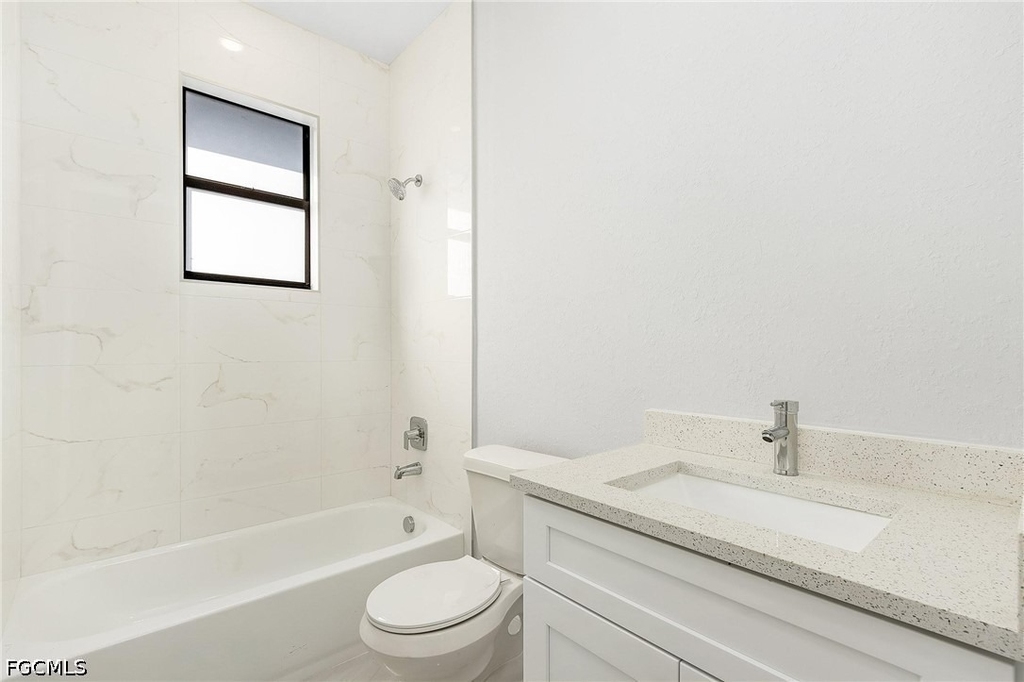 2708 Diplomat Parkway W - Photo 16