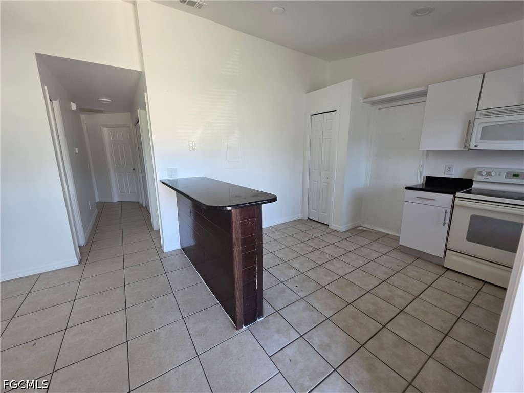 1248 Columbus Boulevard - Photo 6