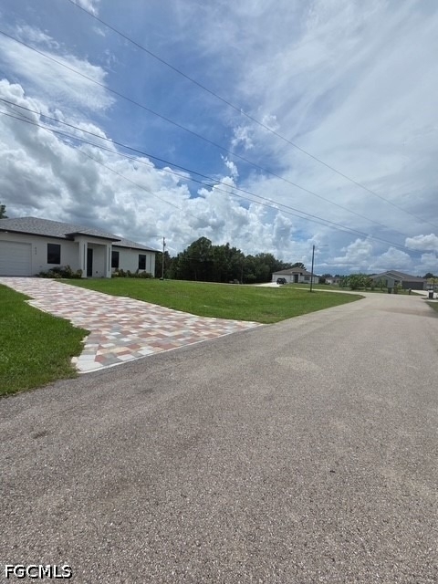 432 Raymer Street - Photo 1