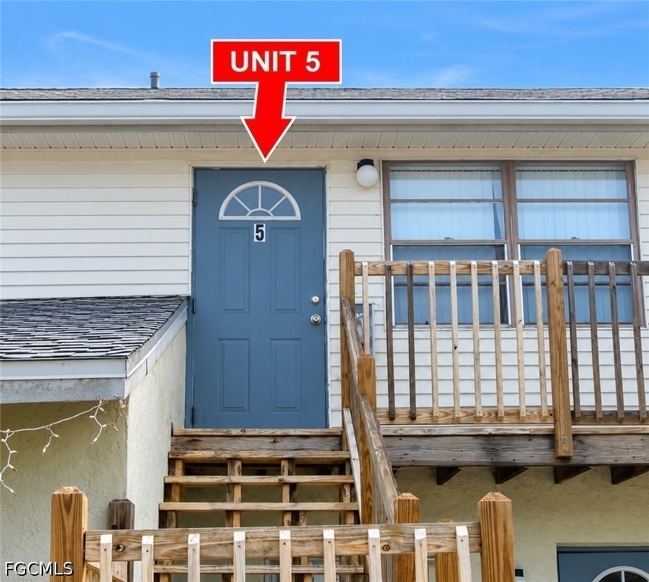 4705 Se 4th Place - Photo 1