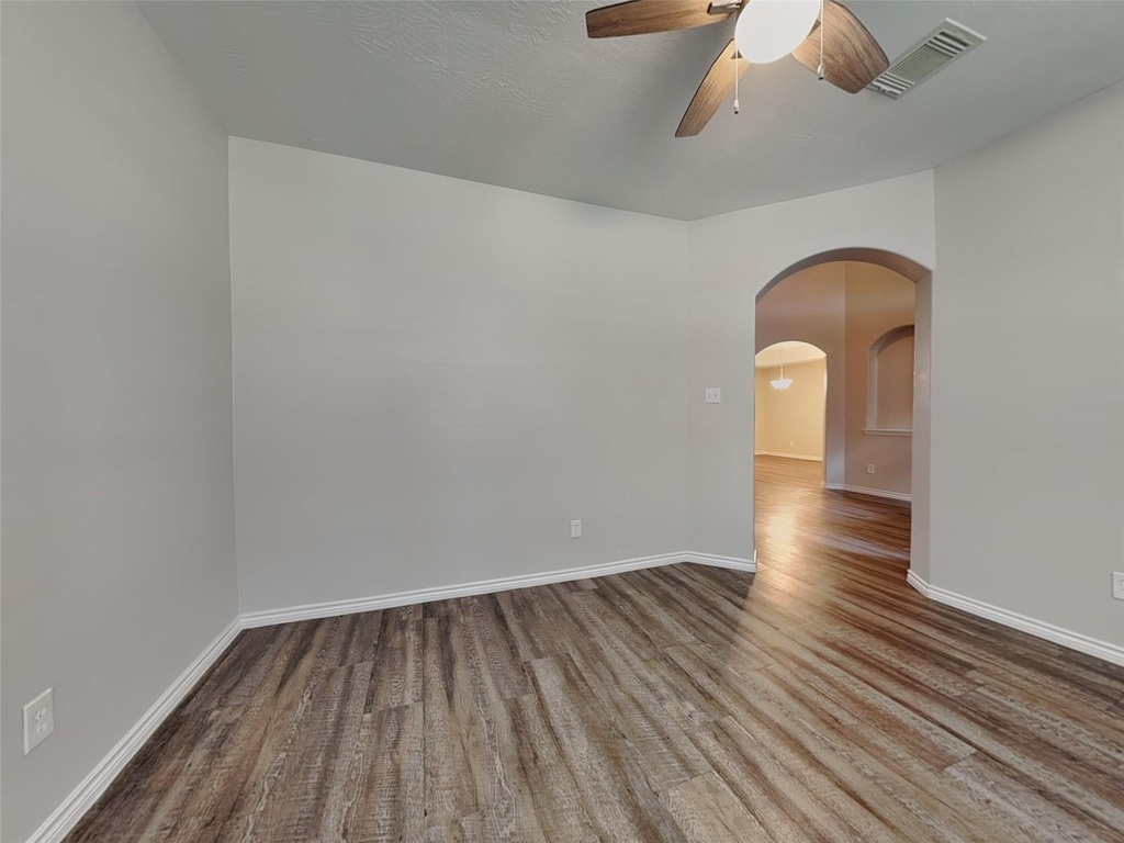 12915 Mason Terrace Lane - Photo 7