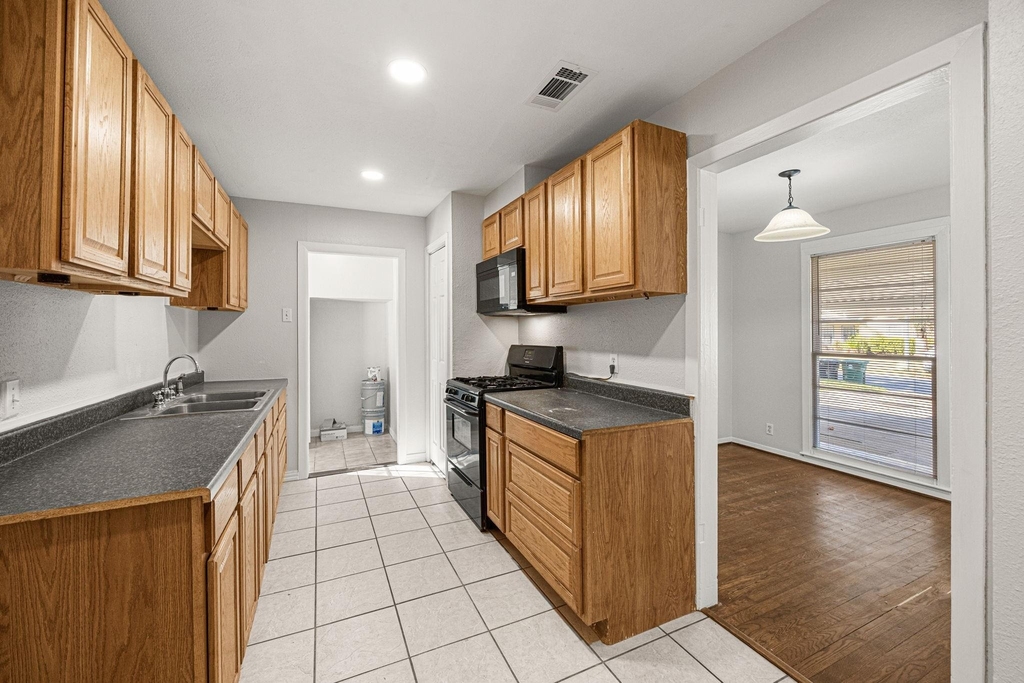 6619 Maybank Drive - Photo 7