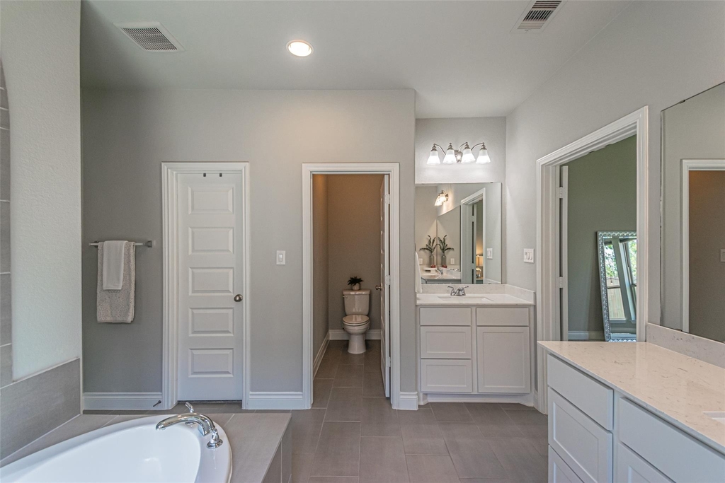 546 Cedar Harbor Court - Photo 33