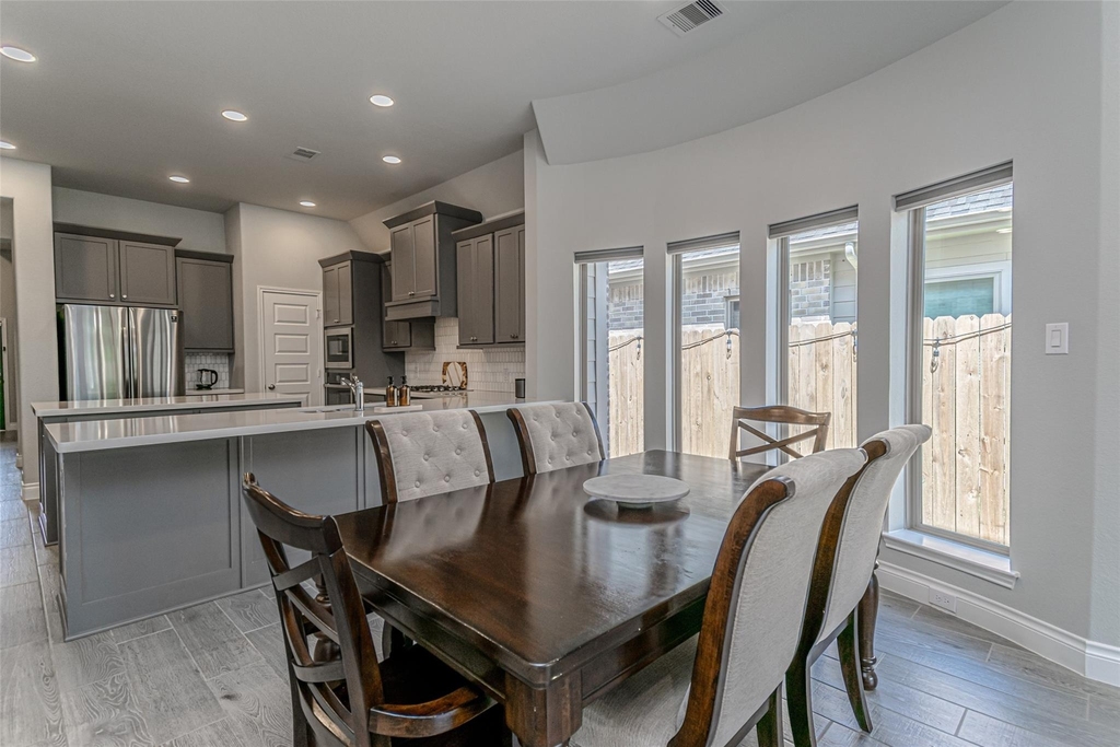546 Cedar Harbor Court - Photo 21