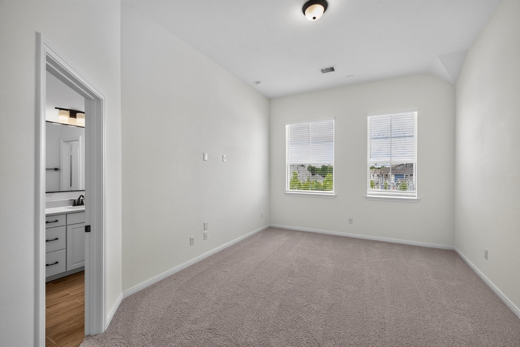 512 Water Ash Court - Photo 21