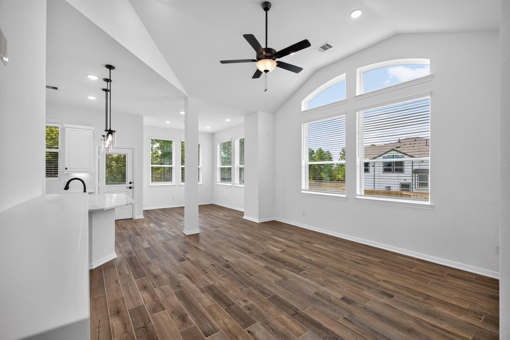 512 Water Ash Court - Photo 10