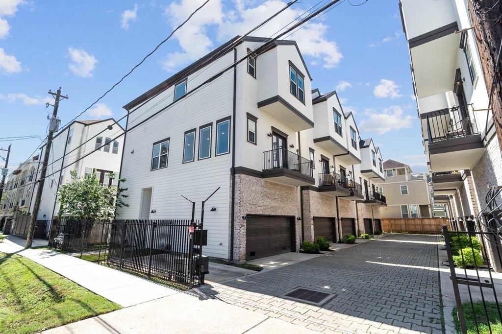 1114 W 15th 1/2 Street - Photo 1